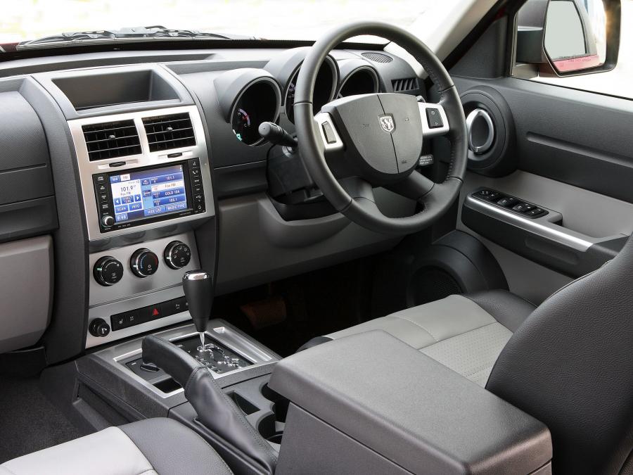  Dodge Nitro 2007 года  (AU) (фото 17 из 30)